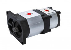 Hydraulpump 25+8 för Valtra, säkerställer effektiv drift och hög prestanda.